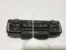 Load image into Gallery viewer, Temperature Controls Honda CR-V 2019 - MM1536610
