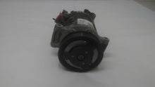 Load image into Gallery viewer, AC Compressor Volkswagen Golf 2016 - MM1543652
