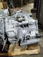 Load image into Gallery viewer, TRANSMISSION Volkswagen Golf 2015 15 2016 16 2017 17 FWD - MM1543654
