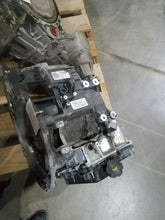 Load image into Gallery viewer, Transmission Lincoln MKZ 2013 - MM1545395
