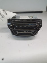 Load image into Gallery viewer, Radio Hyundai Genesis 2014 - MM1551169
