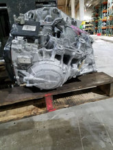 Load image into Gallery viewer, Transmission Buick Lacrosse 2017 - MM1551590
