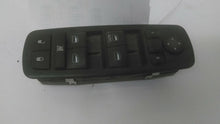 Load image into Gallery viewer, Window Switch Jeep Cherokee 2018 - MM1560449
