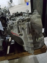 Load image into Gallery viewer, Transmission Isuzu Optima 2015 - MM1562792

