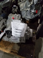 Load image into Gallery viewer, Transfer Case Chevrolet Traverse 2018 - MM1566516
