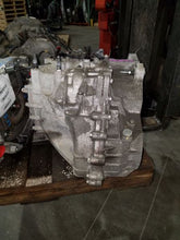 Load image into Gallery viewer, Transmission Isuzu Optima 2011 - MM1569034
