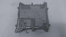 Load image into Gallery viewer, ECU ECM COMPUTER BMW 320i 328D 328i 528D 528i 13 14 15 - MM1572323

