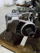 Load image into Gallery viewer, Transfer Case Volkswagen Atlas 2018 - MM1578361
