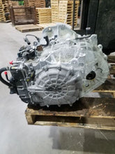 Load image into Gallery viewer, Transmission Kia Sorento 2016 - MM1579213
