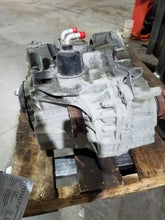 Load image into Gallery viewer, Transmission Volkswagen Passat 2012 - MM1580156
