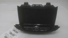 Load image into Gallery viewer, Radio Chevrolet TRAX 2020 - MM1590859
