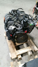 Load image into Gallery viewer, ENGINE Volkswagen Beetle Jetta Rabbit golf 05 06 07 08 09 10 11 2.5L - MM1630428
