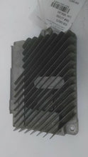 Load image into Gallery viewer, RADIO AMPLIFIER Chevrolet Malibu 2016 16 2017 17 - MM1631962
