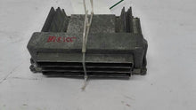 Load image into Gallery viewer, ECU ECM COMPUTER Rainier CTS Astro Avalanche 2500 Corvette  04-05 - MM1648587
