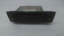 Load image into Gallery viewer, RADIO BMW 128i 135i 323i 328i 335i M3 Z4 08 09 AM FM CD - MM1669153
