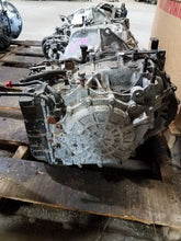 Load image into Gallery viewer, TRANSMISSION Kia Cadenza 2014 14 - MM1681698
