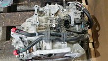 Load image into Gallery viewer, Transmission Hyundai Elantra 2017 - MM1700031
