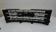 Load image into Gallery viewer, Grille  SIERRA 2500 PICKUP 2014 - MM1708583
