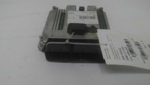 Load image into Gallery viewer, ECU ECM COMPUTER Audi A4 A5 2010 10 - MM1714572
