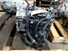 Load image into Gallery viewer, Transmission Kia Forte 2018 - MM1715945
