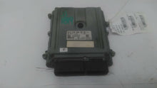 Load image into Gallery viewer, ECU ECM COMPUTER Mercedes C300 C350 SLK350 GLK350 2013 13 - MM1720924
