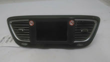 Load image into Gallery viewer, Radio Chrysler Pacifica 2019 - MM1733443
