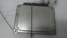 Load image into Gallery viewer, ECU ECM COMPUTER Jetta Rabbit 2008 08 2009 09 Auto - MM1733556
