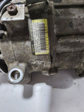 Load image into Gallery viewer, AC A/C AIR CONDITIONING COMPRESSOR Cherokee 200 2014-2020 - MM1736220
