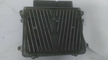 Load image into Gallery viewer, ECU ECM COMPUTER Mercedes E350 2006 06 - MM1740681
