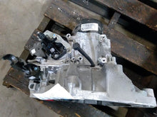 Load image into Gallery viewer, Transmission Nissan Versa 2020 - MM1744303
