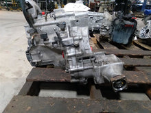 Load image into Gallery viewer, AUTOMATIC TRANSMISSION Honda CR-V 2007 07 2008 08 2009 09 - MM1752248
