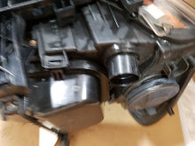 Load image into Gallery viewer, Headlight Lamp Assembly Land Rover LR2 2013 - MM1758749
