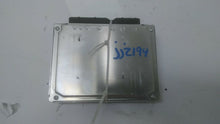 Load image into Gallery viewer, ECU ECM COMPUTER Audi A4 2004 04 1.8 - MM1773590
