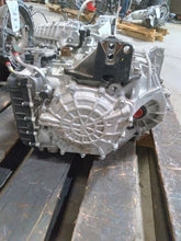 Load image into Gallery viewer, Transmission Kia Forte 2016 - MM1774263
