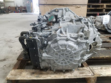 Load image into Gallery viewer, Transmission Hyundai Santa Fe 2017 - MM1794975
