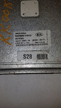Load image into Gallery viewer, ECU ECM COMPUTER Kia Rondo 2007 07 2008 08 - MM1796157
