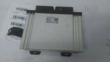 Load image into Gallery viewer, ECU ECM Computer Hyundai Venue 2020 - MM1811205
