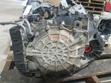Load image into Gallery viewer, Transmission Kia Sorento 2013 - MM1825127
