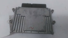 Load image into Gallery viewer, ECU ECM Computer Hyundai Elantra 2018 - MM1842309
