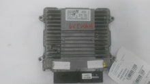 Load image into Gallery viewer, ECU ECM COMPUTER Kia Sorento 2012 12 2013 13 - MM1849969
