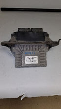 Load image into Gallery viewer, ECU ECM COMPUTER F150 Pickup F250SD Pickup F350SD Pickup Mustang 15-19 - MM1865881

