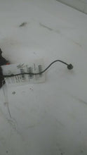 Load image into Gallery viewer, AC COMPRESSOR Honda Civic Del Sol 1994 94 1995 95 - MM1878358
