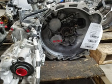 Load image into Gallery viewer, Transmission Hyundai Veloster 2020 - MM1879870
