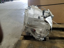 Load image into Gallery viewer, Transmission Hyundai Venue 2021 - MM1894050
