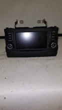 Load image into Gallery viewer, Radio Nissan Titan 2019 - MM1902895
