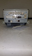 Load image into Gallery viewer, Radio Toyota Tundra 2017 - MM1903637
