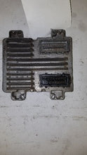 Load image into Gallery viewer, ECU ECM COMPUTER Escalade Escalade ESV Escalade EXT Avalanche 06-08 - MM1921468

