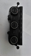 Load image into Gallery viewer, Temperature Controls Volkswagen Passat 2020 - MM1922694
