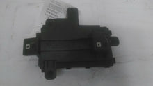 Load image into Gallery viewer, BODY CONTROL MODULE BCM COMPUTER Lacrosse Allure Grand Prix 05-09 - MM1932549

