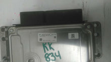 Load image into Gallery viewer, ECU ECM Computer Kia K900 2015 - MM1935770
